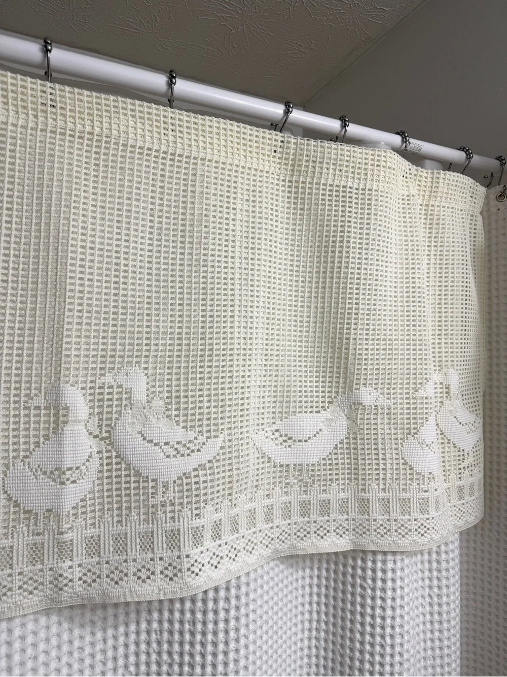 VTG Valance Curtain Lace 56”X22” Off White DUCKS Cottage Core Farm Window Rustic